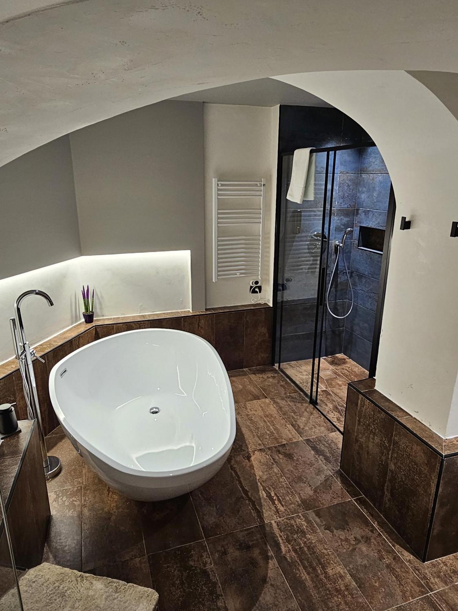 Binario1 Rooms Barletta Bagian luar foto