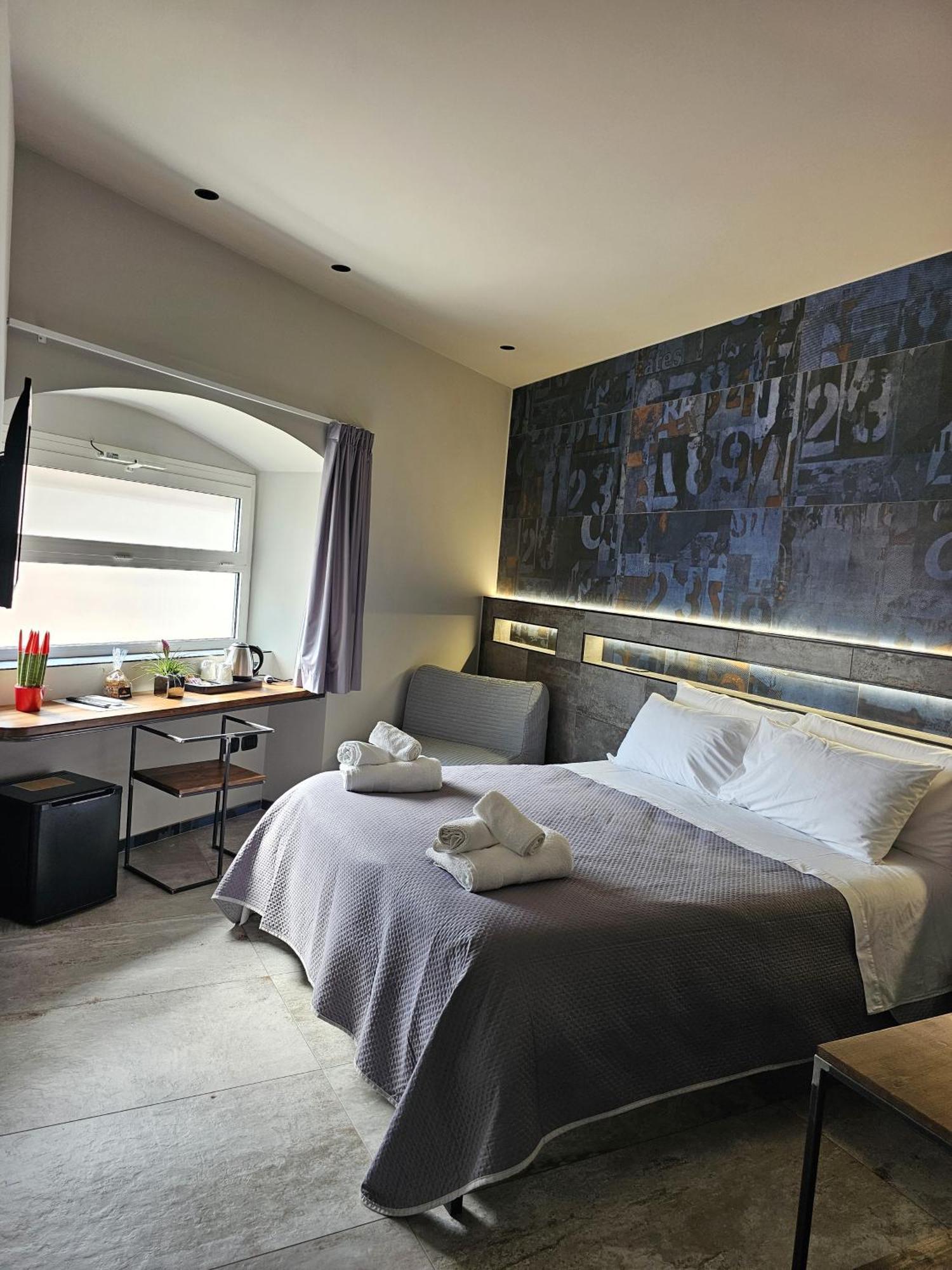 Binario1 Rooms Barletta Bagian luar foto