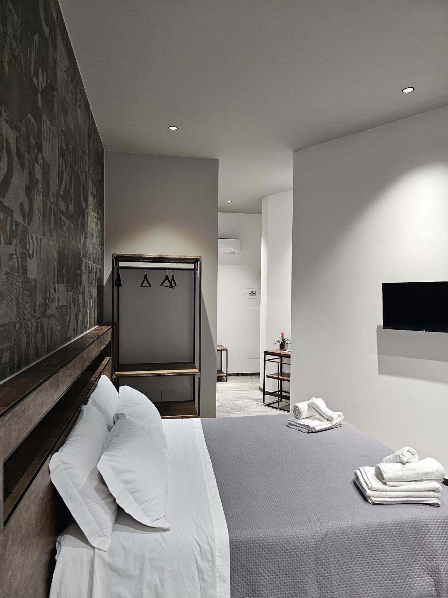 Binario1 Rooms Barletta Bagian luar foto