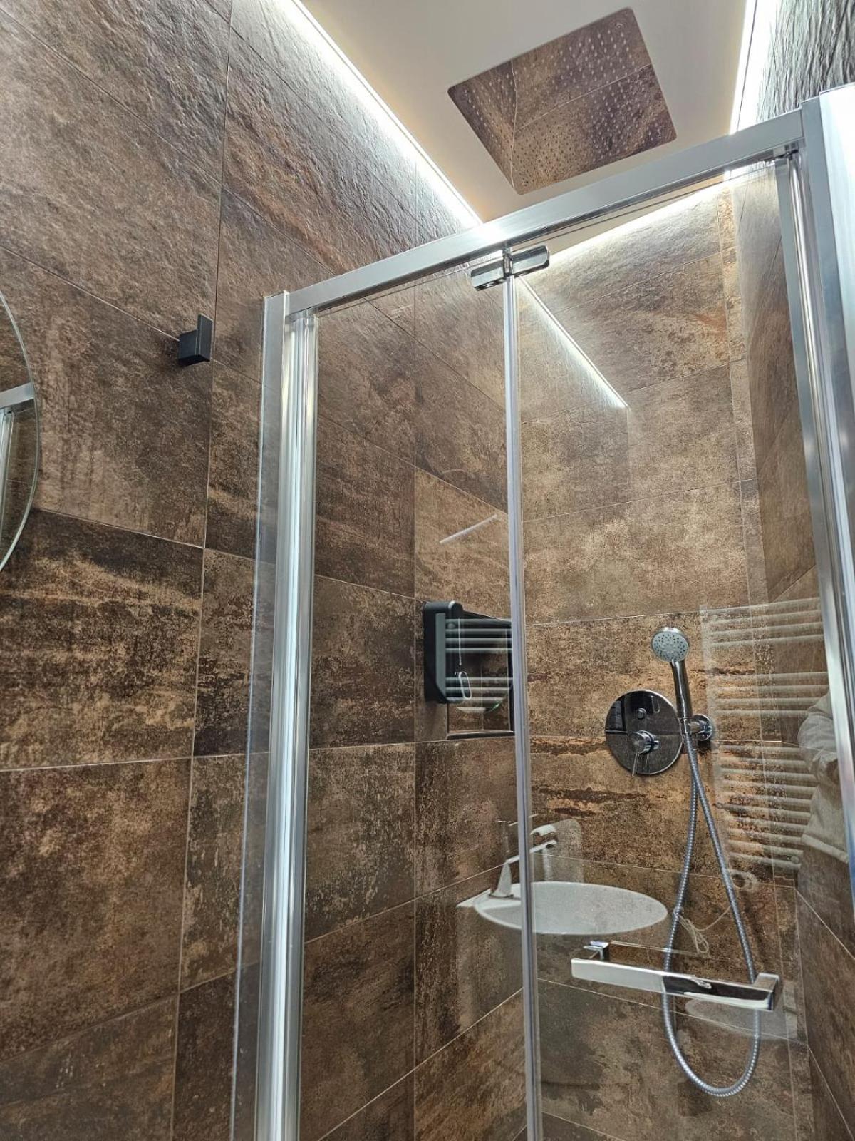Binario1 Rooms Barletta Bagian luar foto