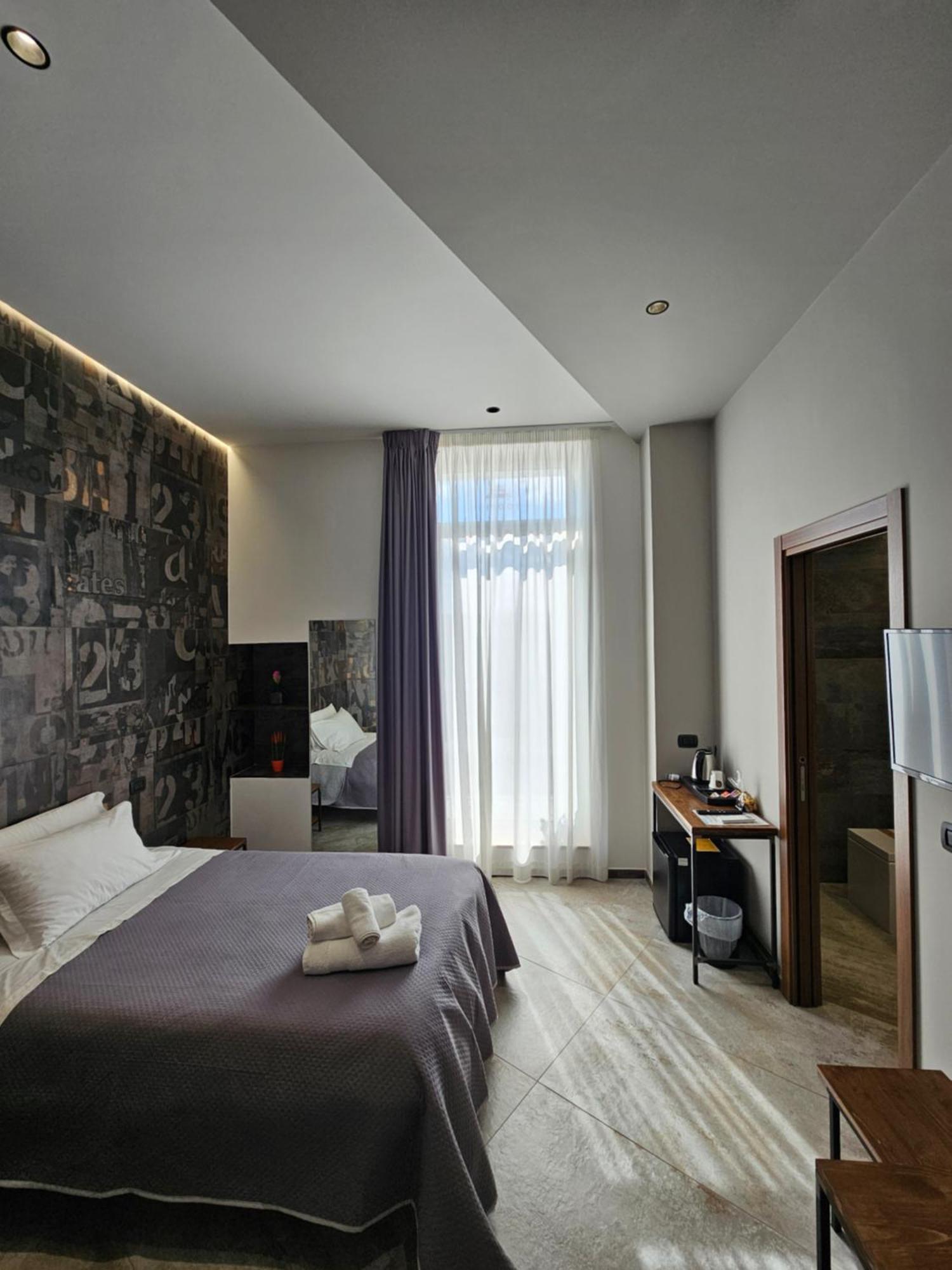 Binario1 Rooms Barletta Bagian luar foto
