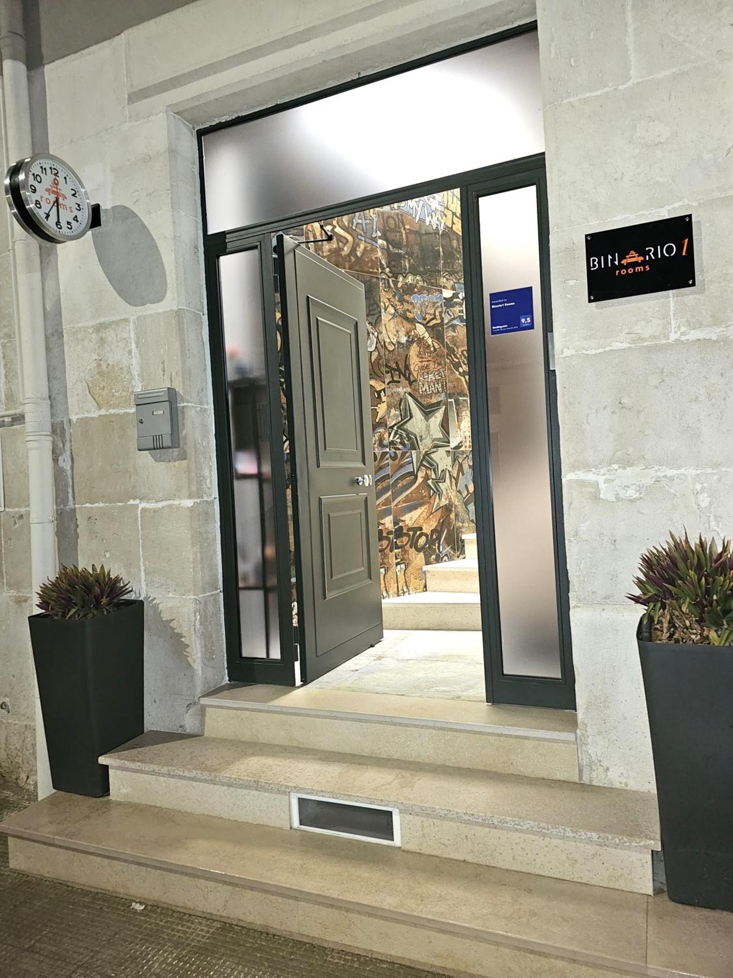 Binario1 Rooms Barletta Bagian luar foto